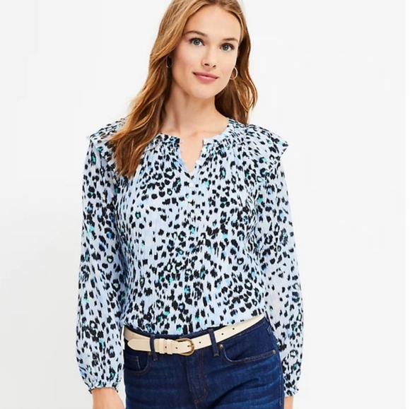 LOFT Tops - NWOT LOFT blue animal print smocked blouse top Womens Large